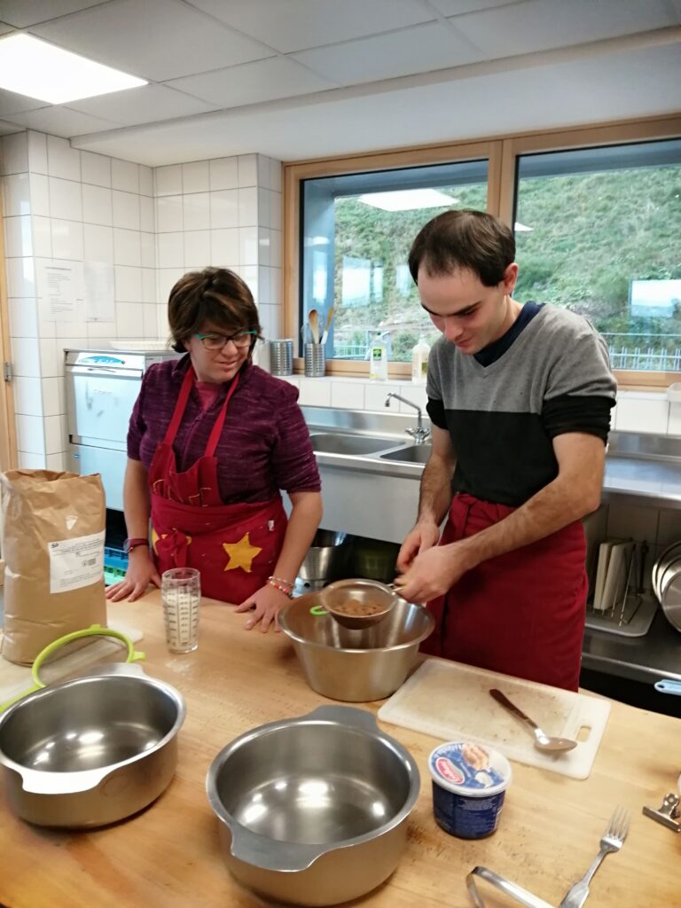 Foyer hébergement adulte handicapé